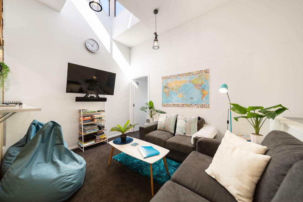 Central, Modern Loft Style Home - 2 Min Walk From Town Квинстаун Экстерьер фото